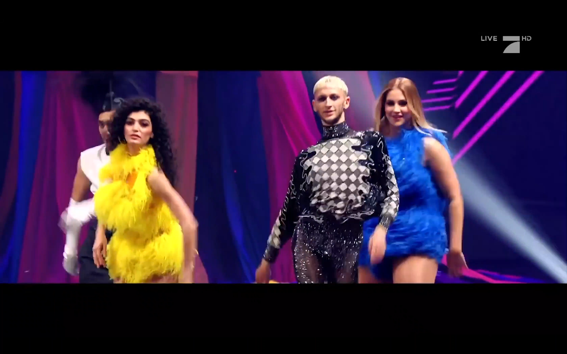 Germany's Next Top Model 2021 by Heidi Klum. main dancer on national TV live show, 2021. Choreographer & 1st Dancer Darwin Stapel
